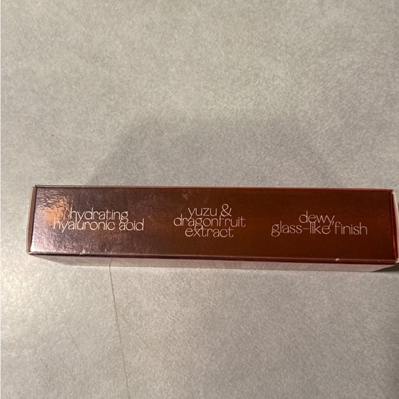 Dewy blush glossy cheek tint CIATE London - Picture 2 of 3